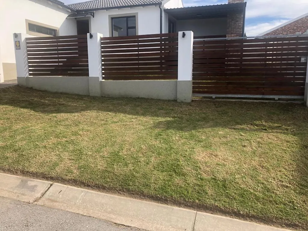 Mount Pleasant Suites Port Elizabeth